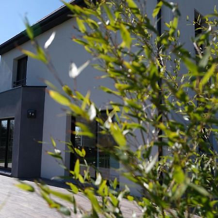 Home Family Cinema Seclin Exterior foto